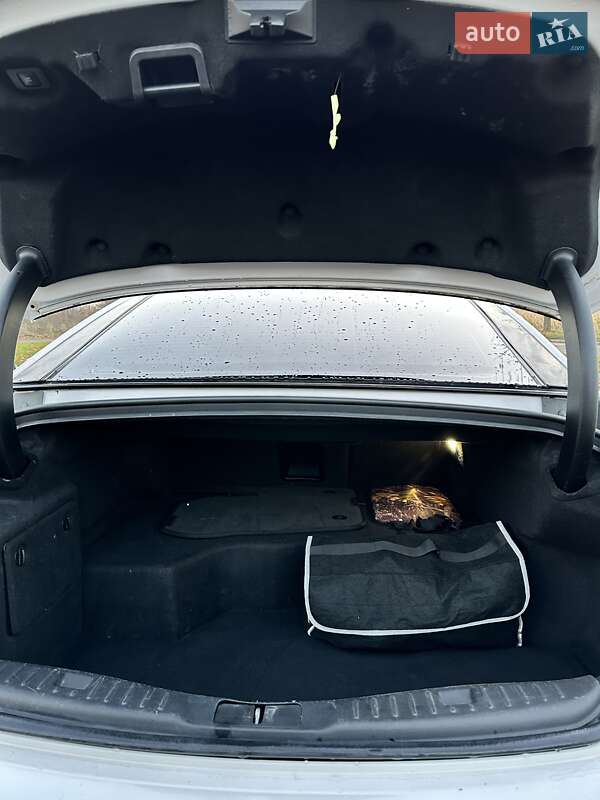 Седан Lincoln MKZ 2014 в Ивано-Франковске