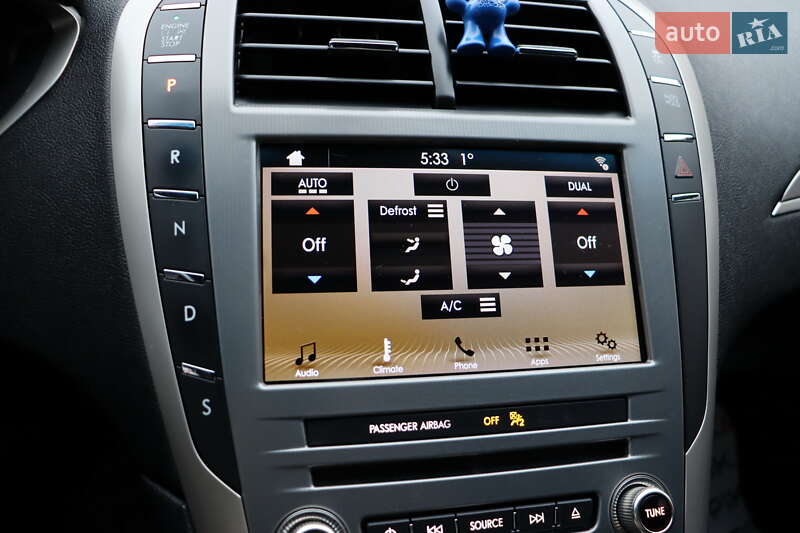 Седан Lincoln MKZ 2016 в Львові