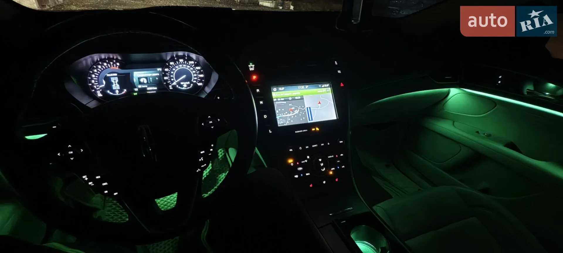 2016 Lincoln MKZ - мініатюра 19