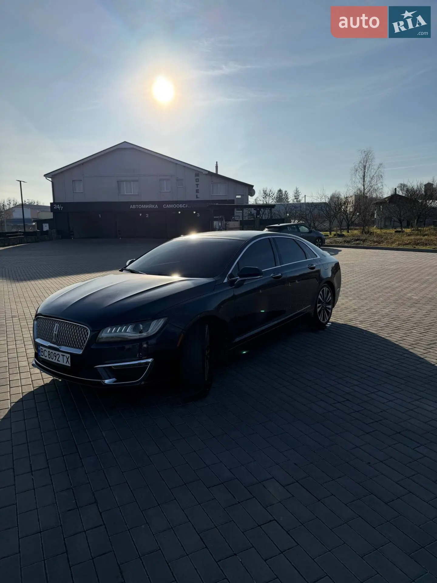 2017 Lincoln MKZ - мініатюра 2