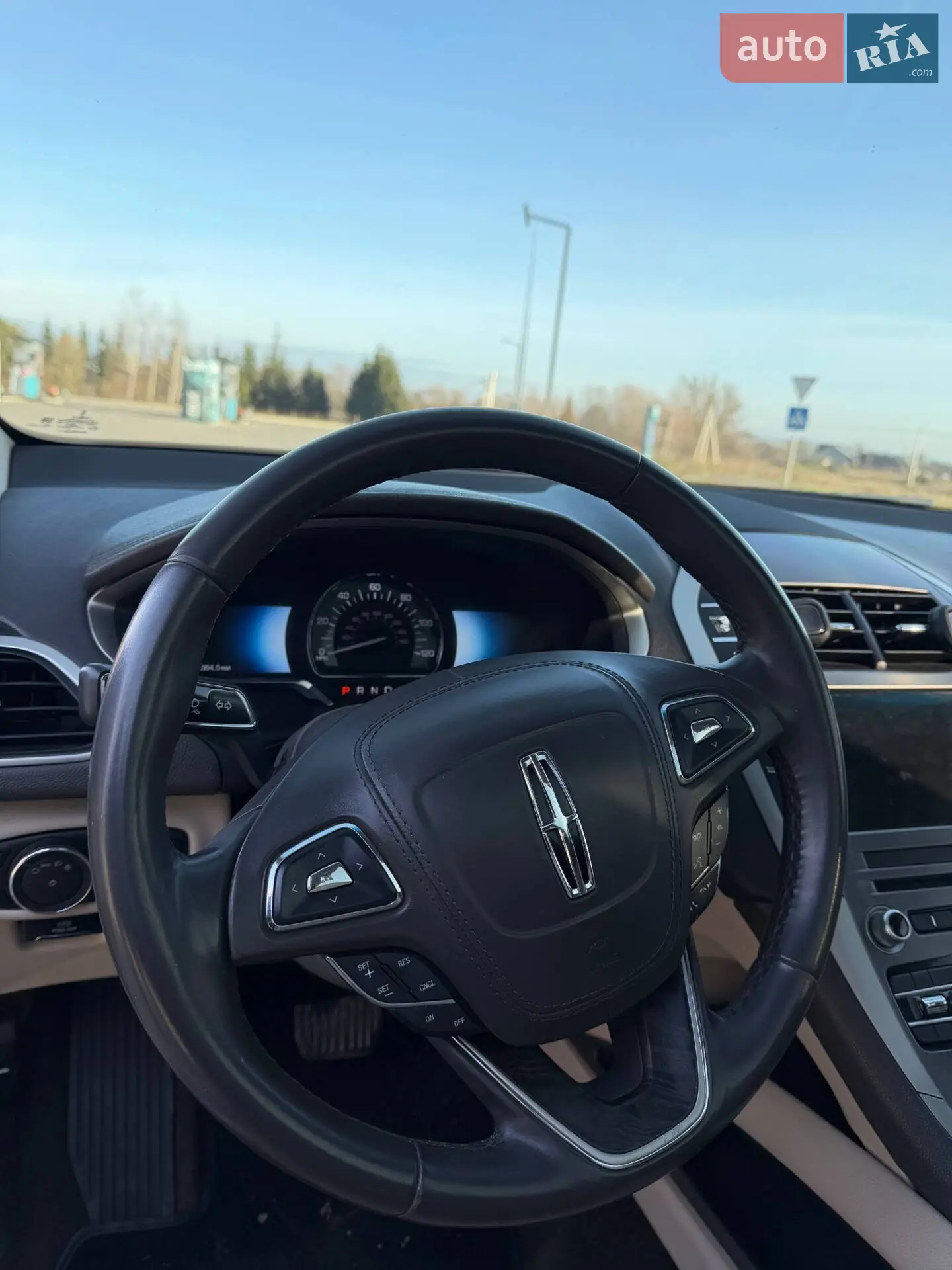 2017 Lincoln MKZ - мініатюра 13