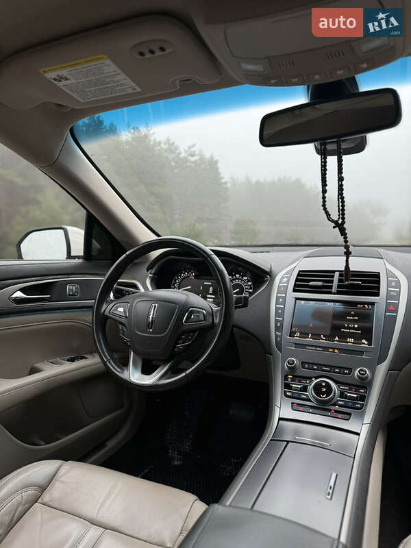 Седан Lincoln MKZ 2018 в Кременчуці