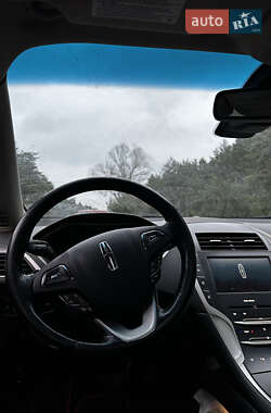 Седан Lincoln MKZ 2015 в Кременчуці