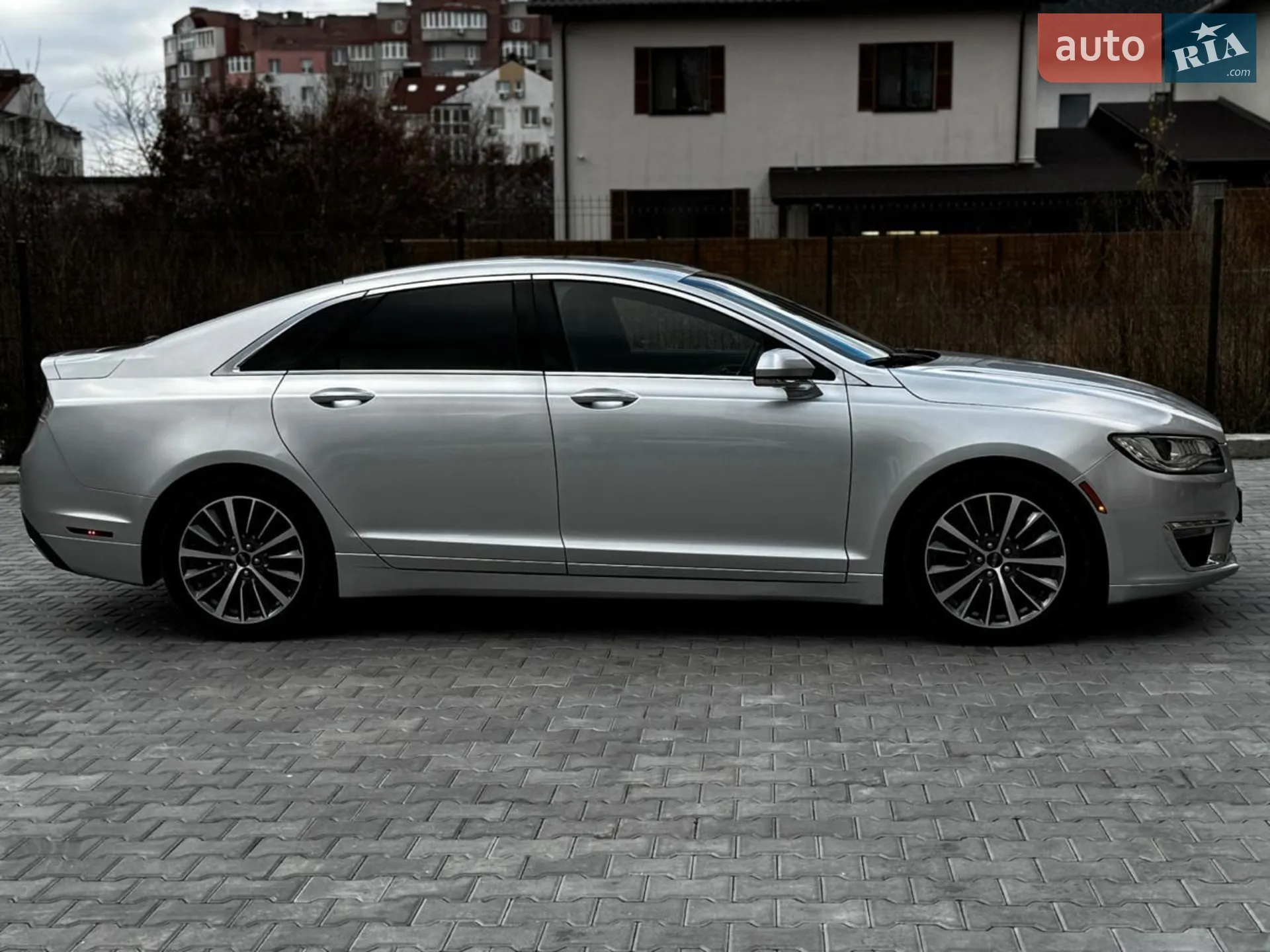 2016 Lincoln MKZ - мініатюра 6