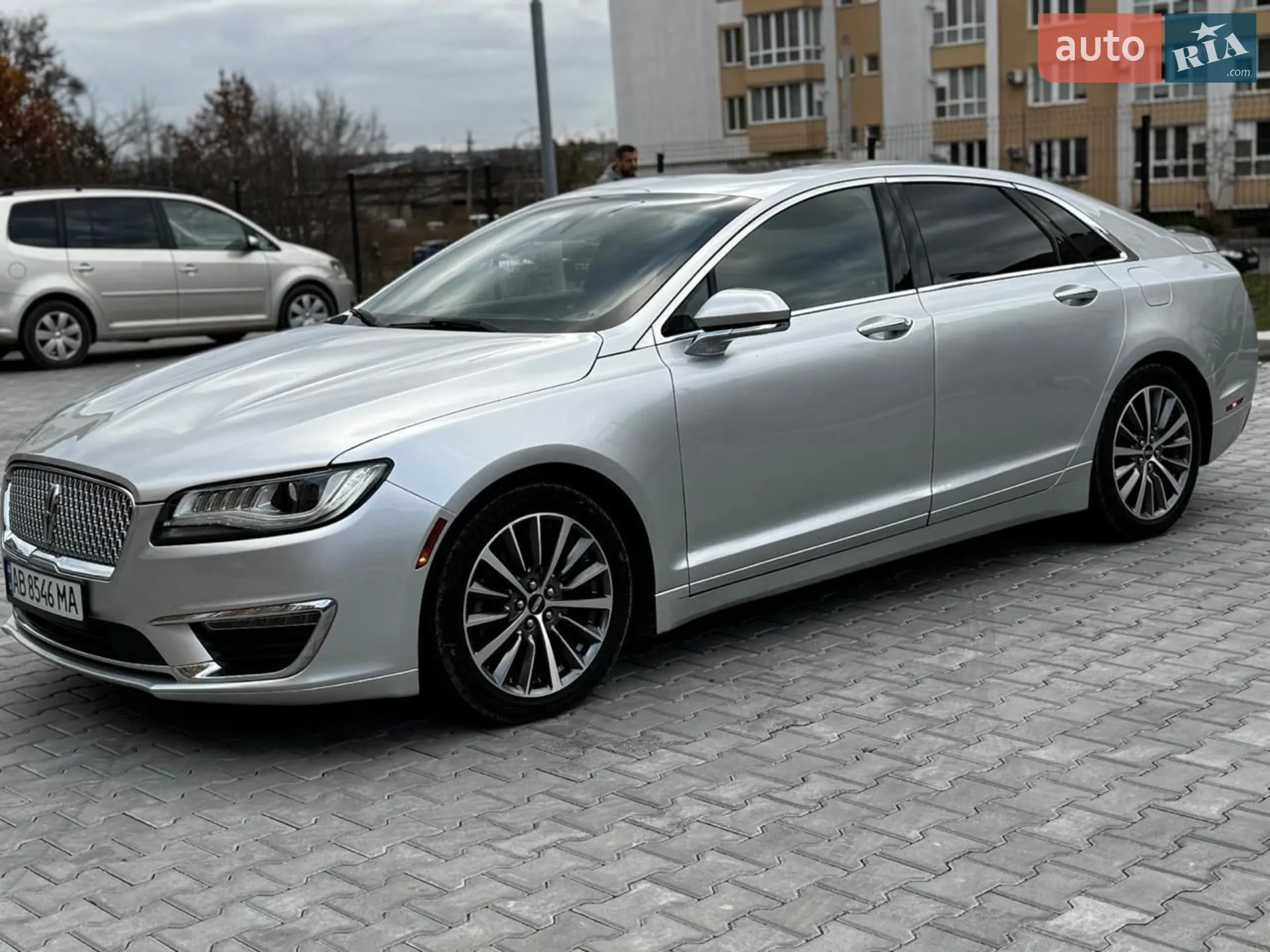 2016 Lincoln MKZ - мініатюра 2