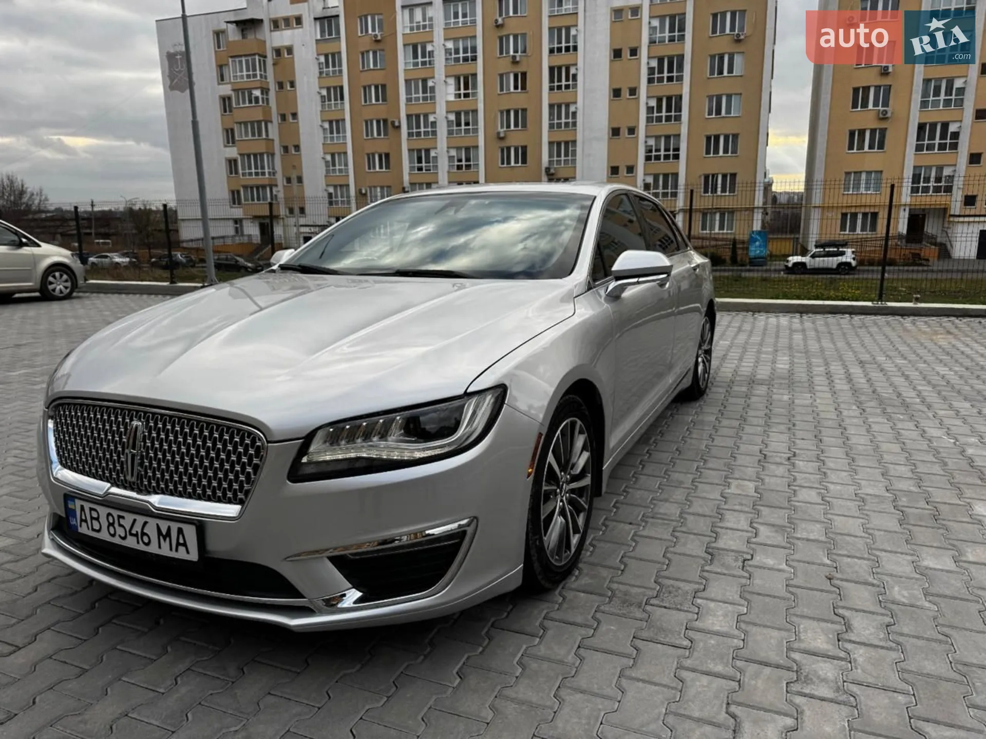 2016 Lincoln MKZ - мініатюра 9