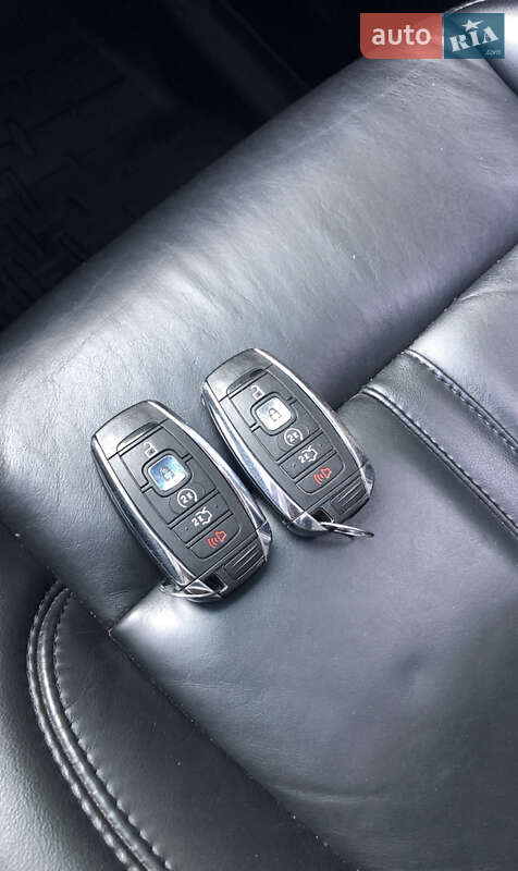 Седан Lincoln MKZ 2019 в Киеве