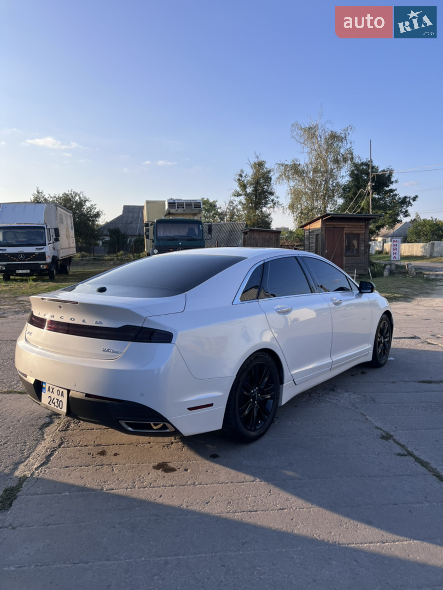 2013 Lincoln MKZ - мініатюра 2