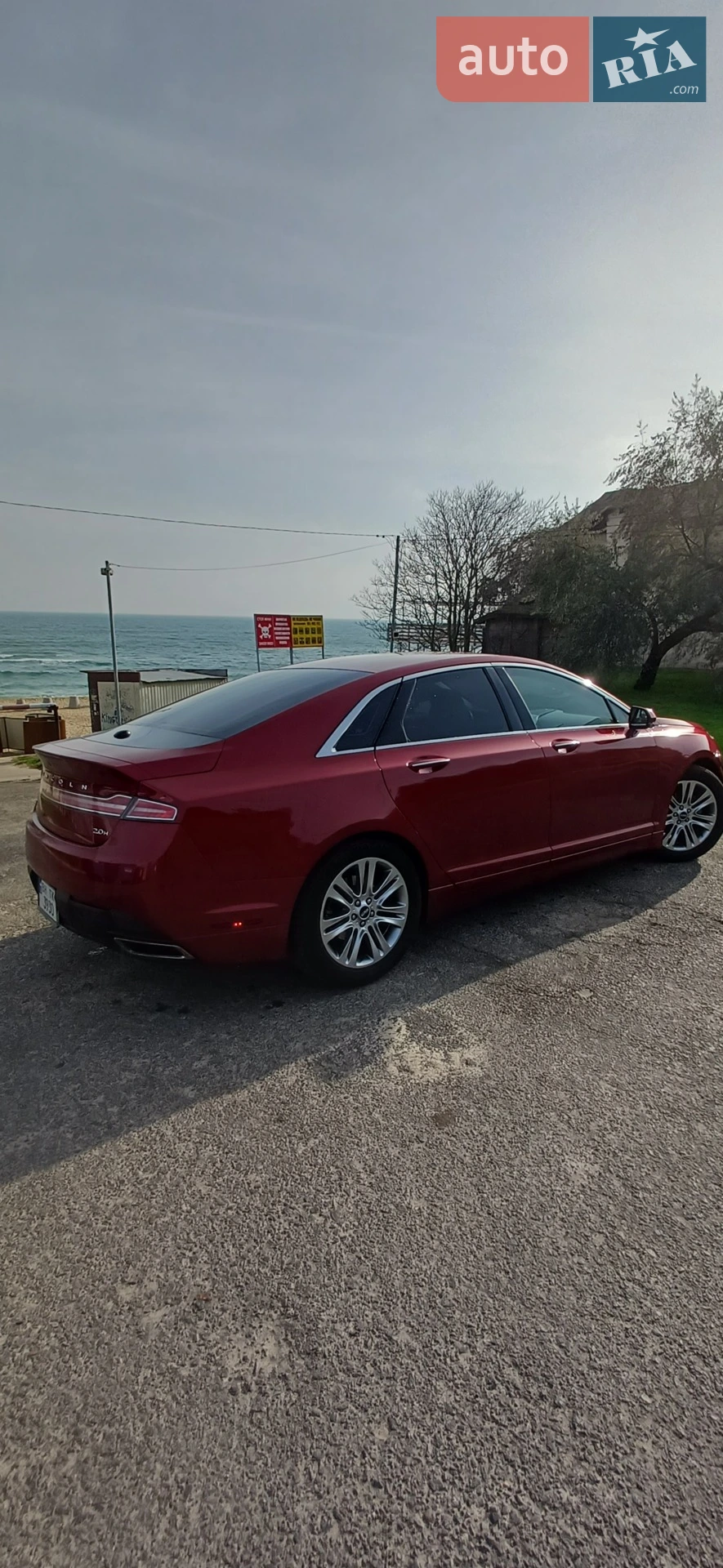 2013 Lincoln MKZ - мініатюра 3