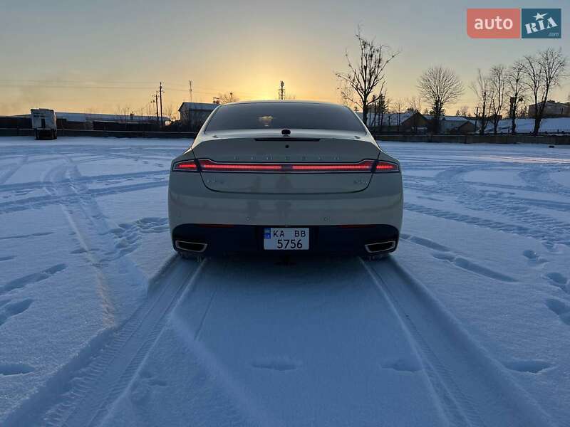Седан Lincoln MKZ 2013 в Виннице