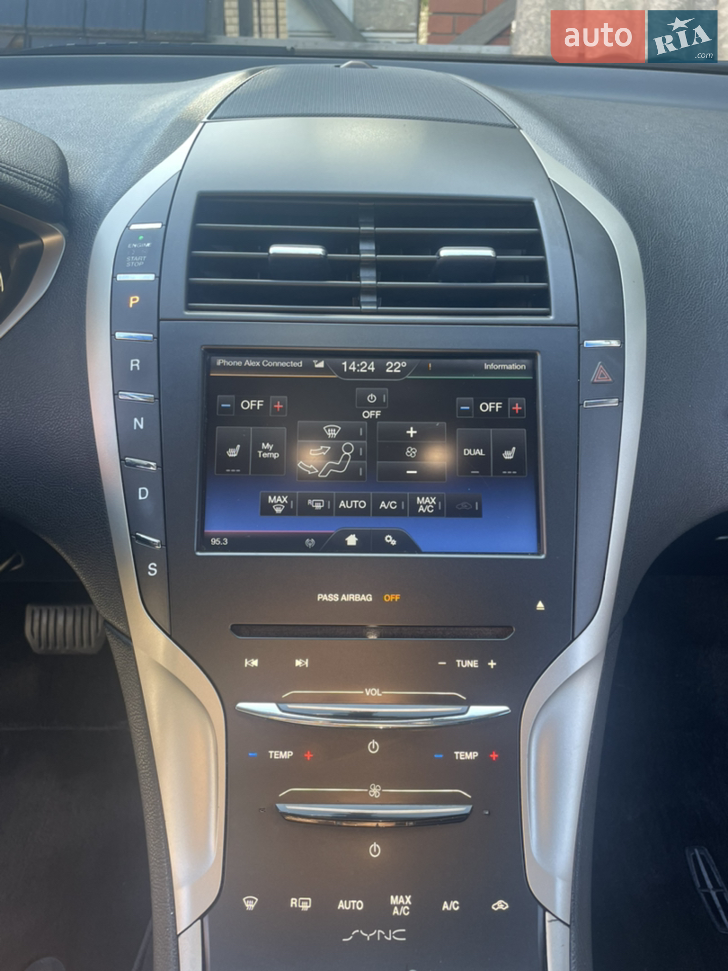 2015 Lincoln MKZ - мініатюра 15