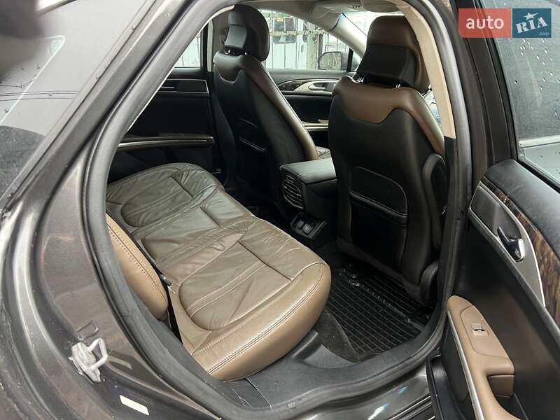 Седан Lincoln MKZ 2015 в Одессе