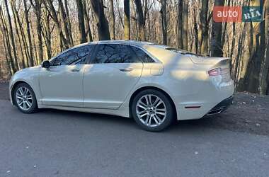 Седан Lincoln MKZ 2014 в Ужгороде