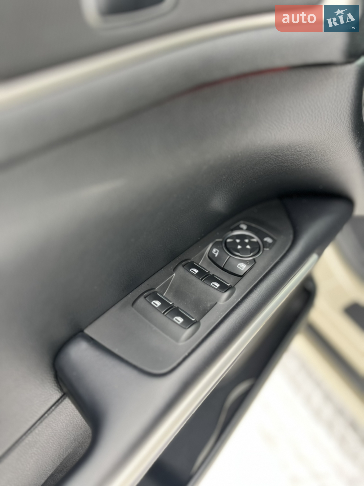 2015 Lincoln MKZ - мініатюра 37