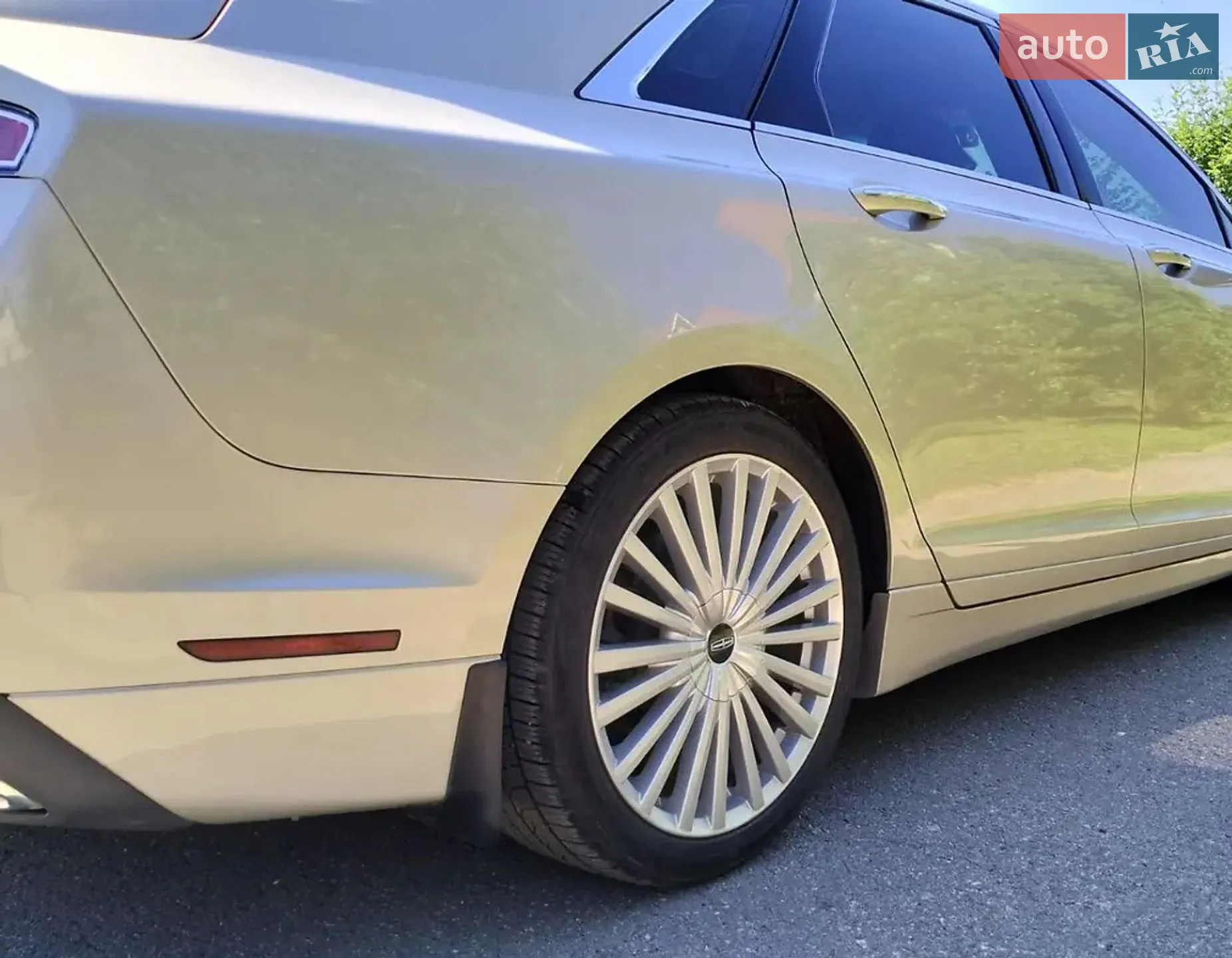 2017 Lincoln MKZ - мініатюра 10