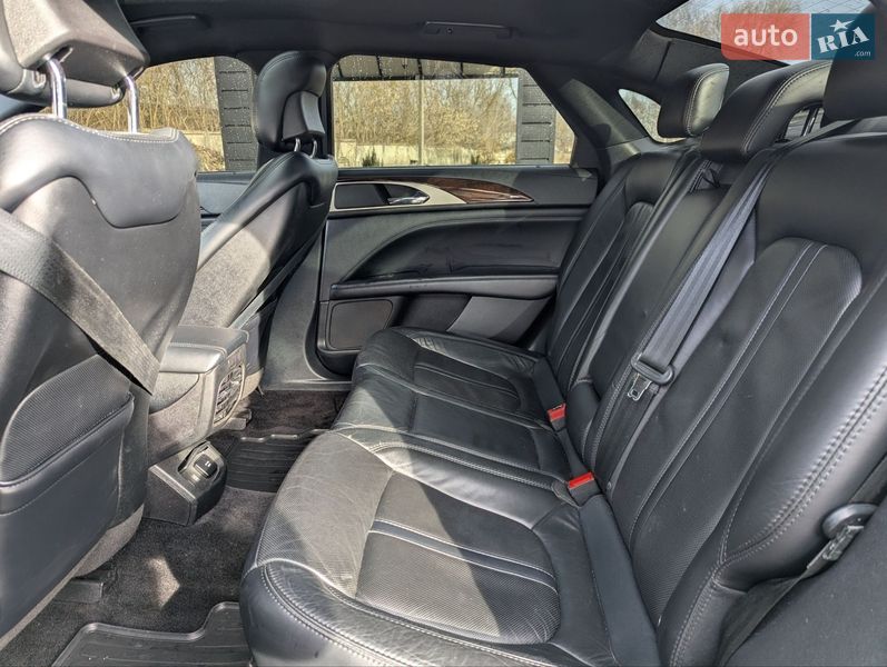 Седан Lincoln MKZ 2017 в Ровно