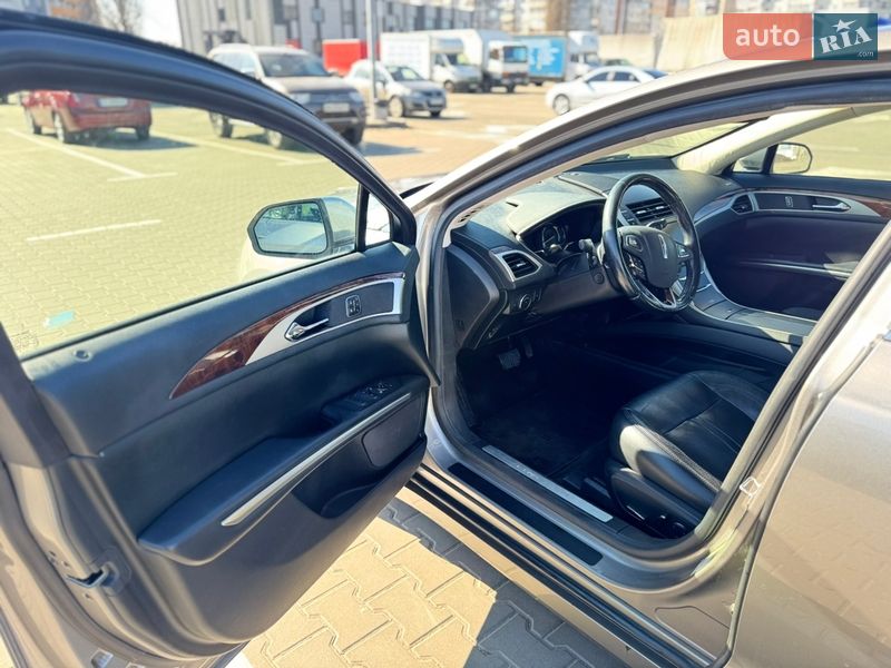 Седан Lincoln MKZ 2014 в Киеве