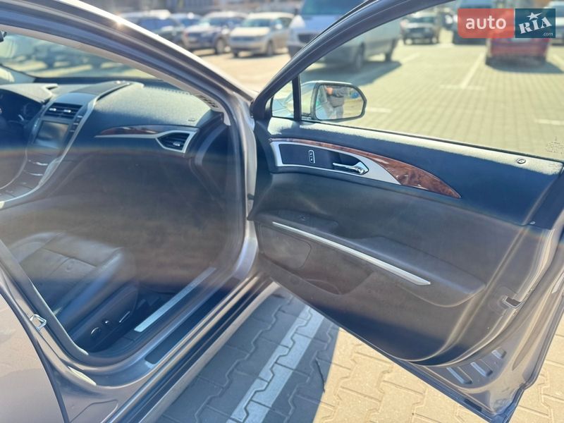 Седан Lincoln MKZ 2014 в Киеве