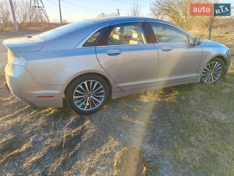 Седан Lincoln MKZ 2019 в Києві