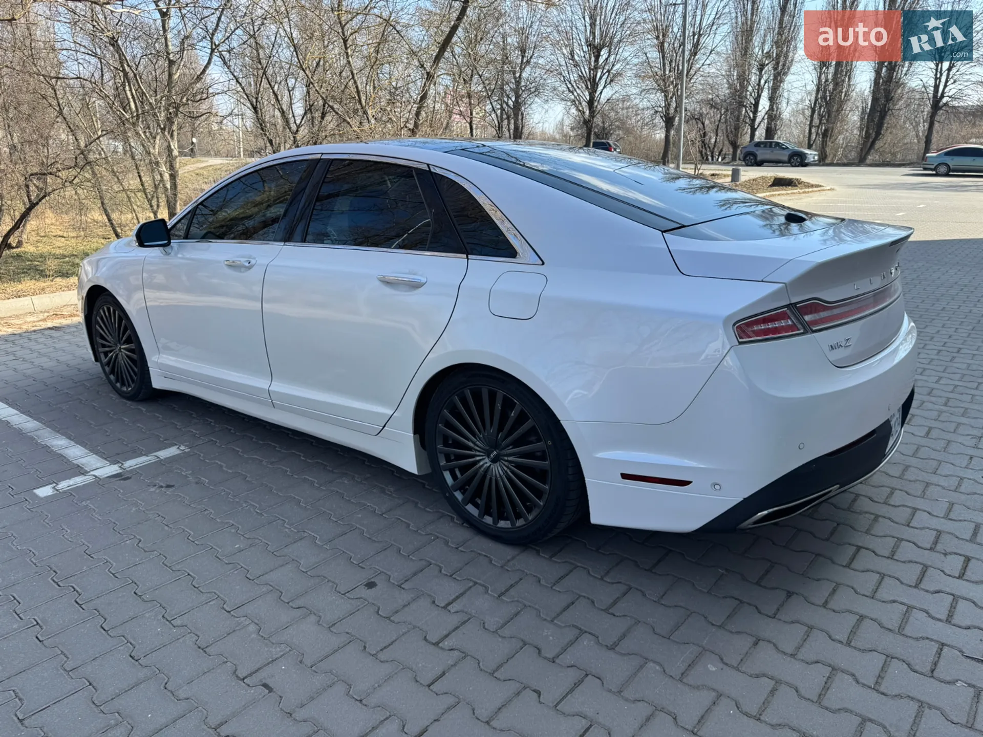 2018 Lincoln MKZ - мініатюра 8