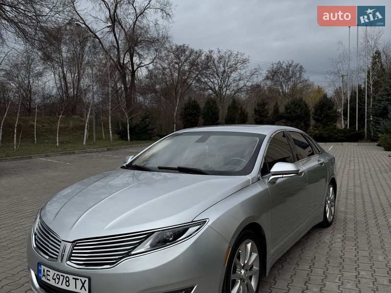 Lincoln MKZ 2014