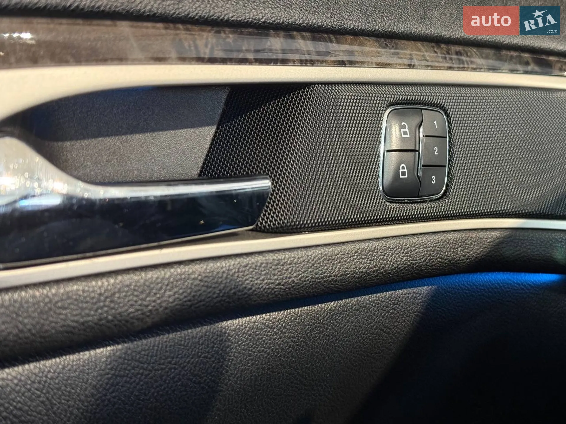 2014 Lincoln MKZ - мініатюра 33