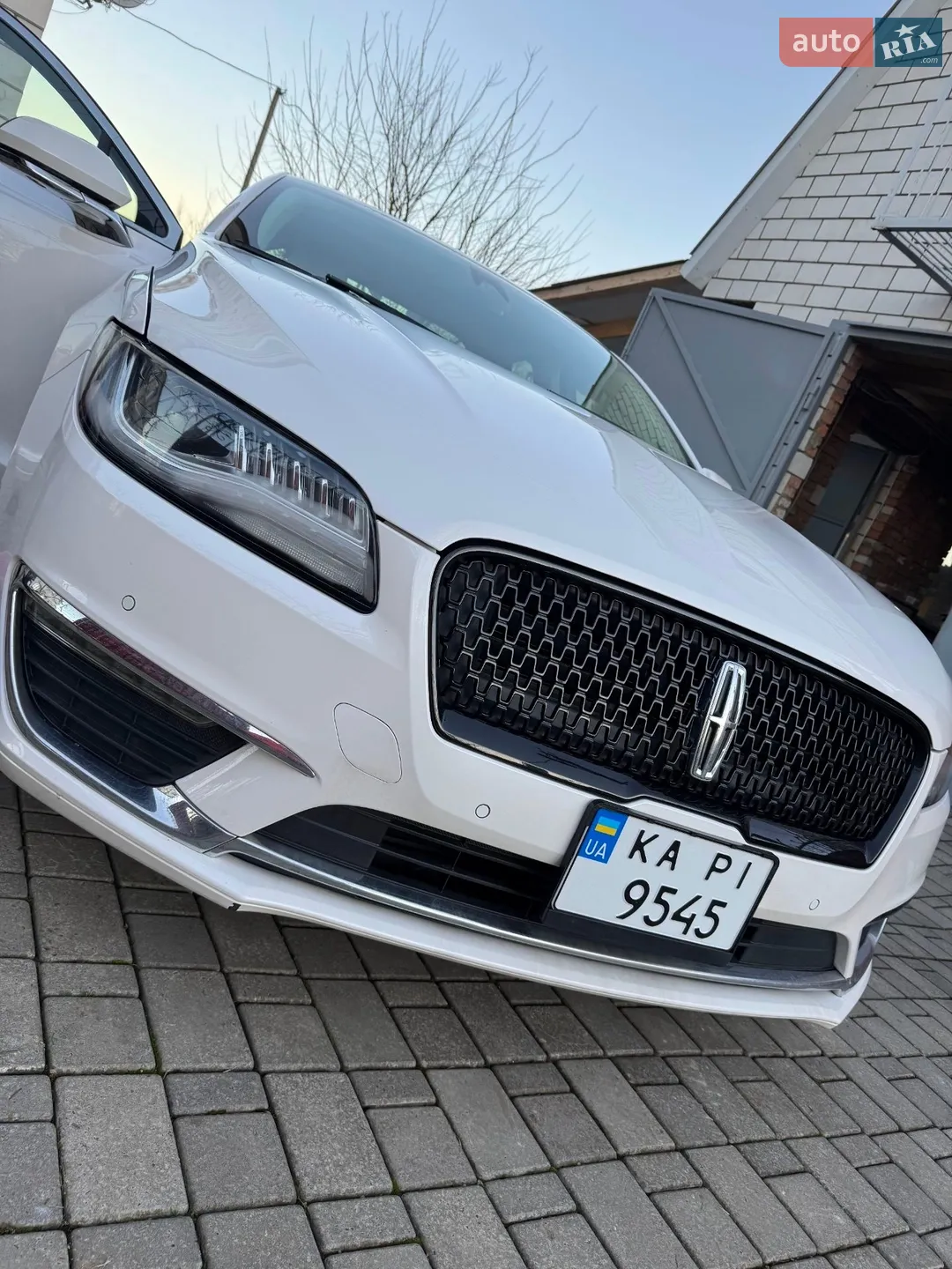 2019 Lincoln MKZ - мініатюра 3