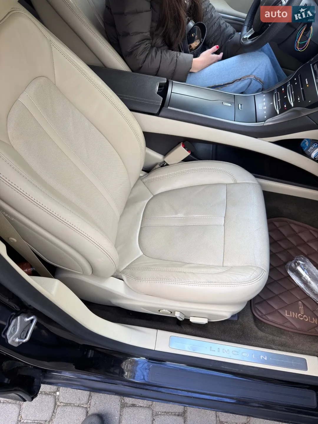 2013 Lincoln MKZ - мініатюра 28