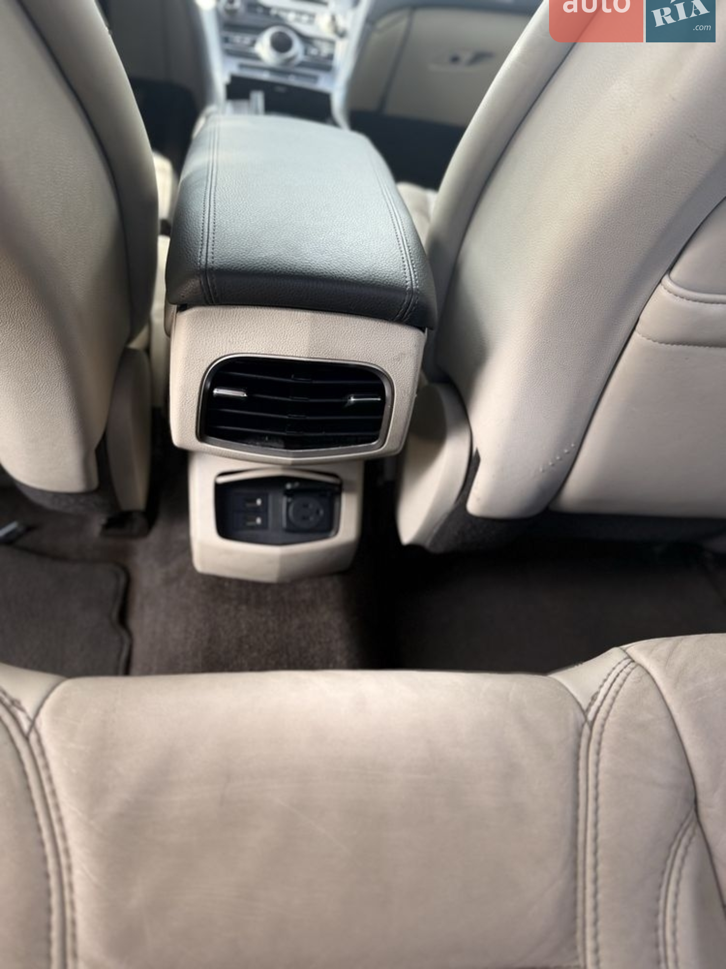 2016 Lincoln MKZ - мініатюра 12