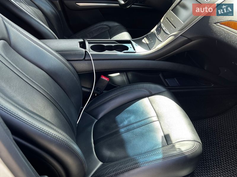 Седан Lincoln MKZ 2016 в Львове фото 8 Седан Lincoln MKZ 2016 в Львове