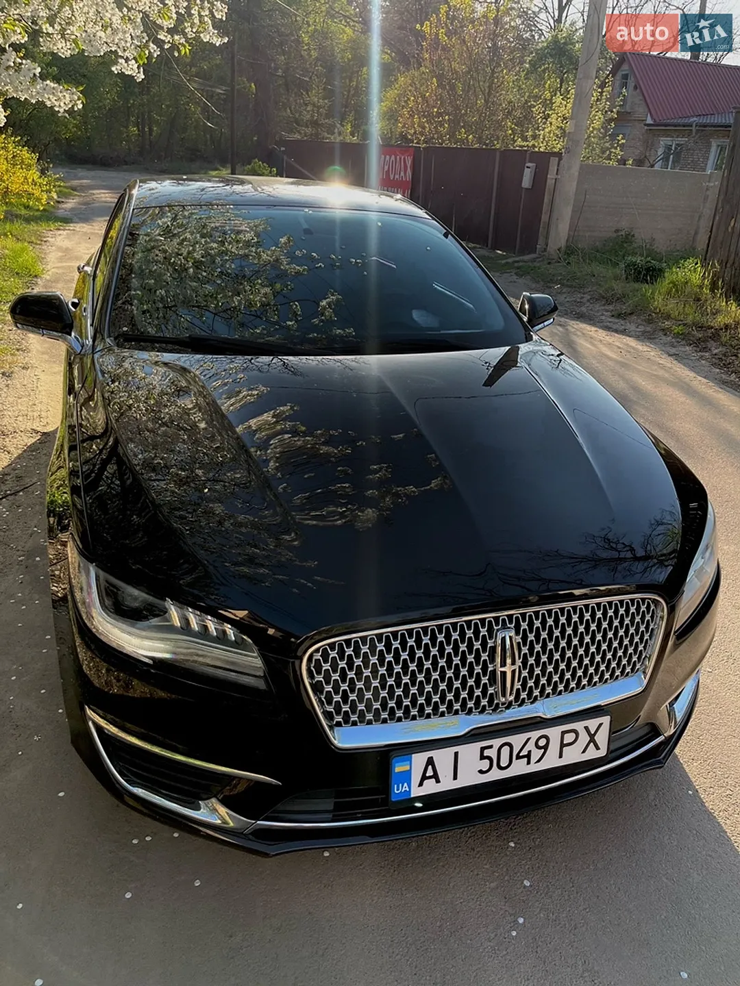 2017 Lincoln MKZ - мініатюра 3
