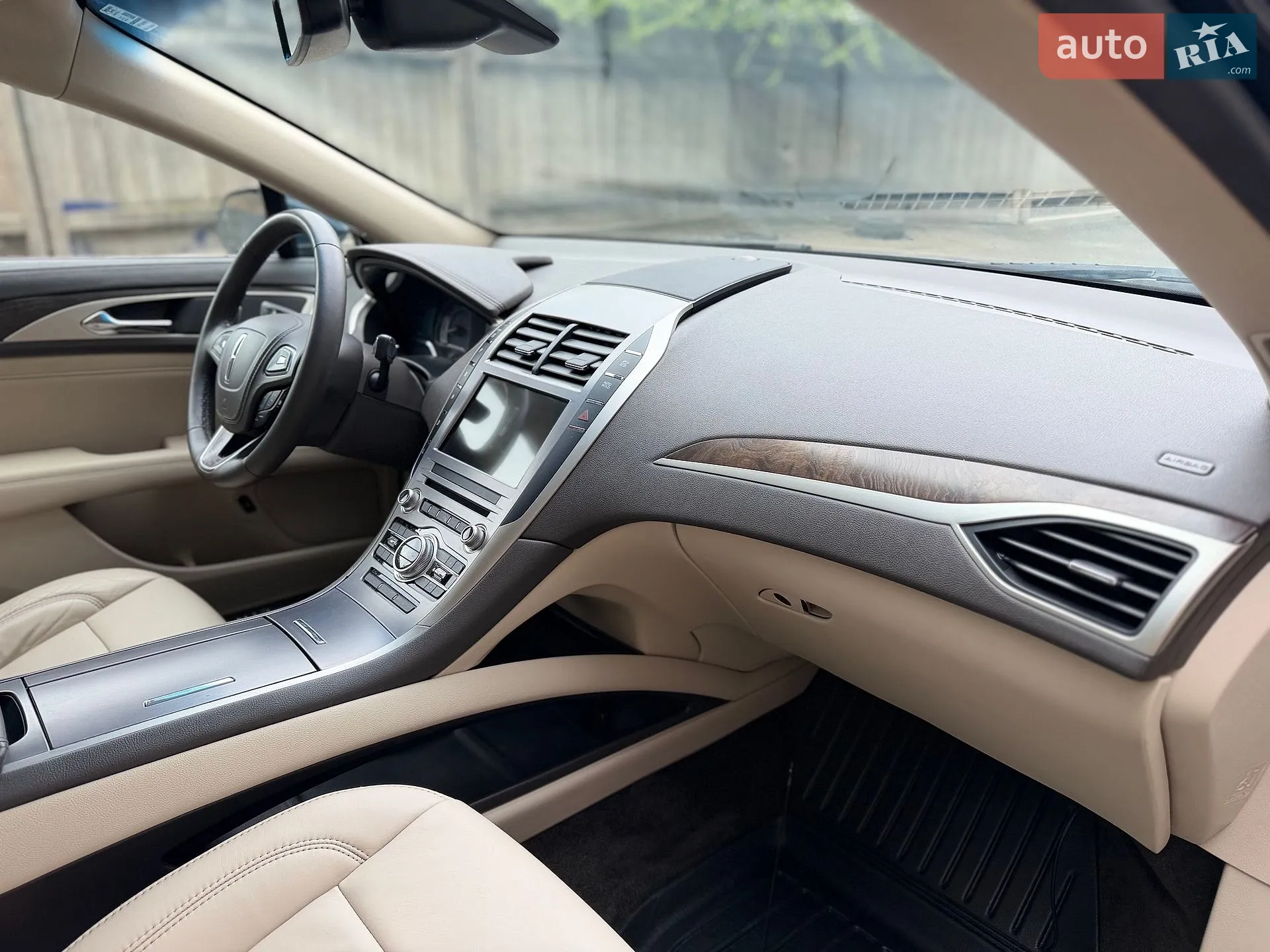 2017 Lincoln MKZ - мініатюра 14