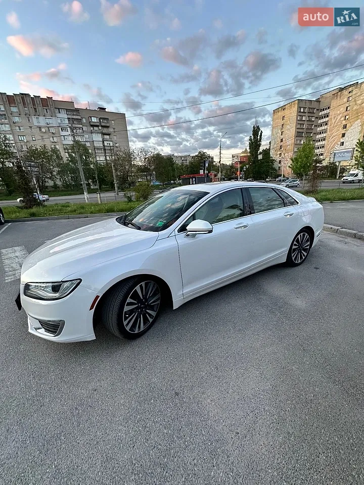 2016 Lincoln MKZ - мініатюра 17