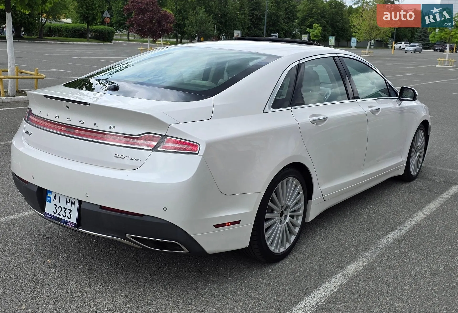 2016 Lincoln MKZ - мініатюра 4