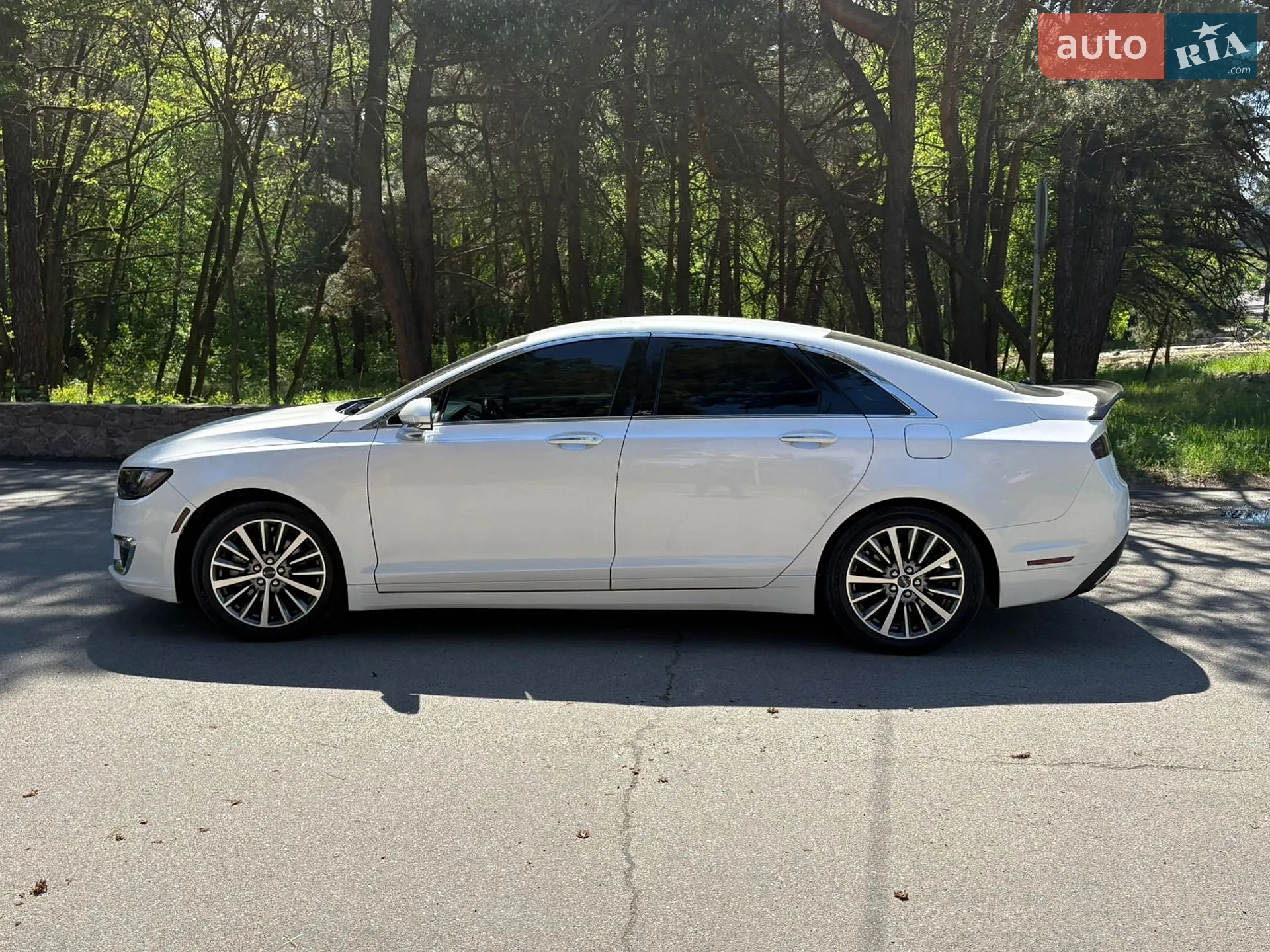 2017 Lincoln MKZ - мініатюра 6