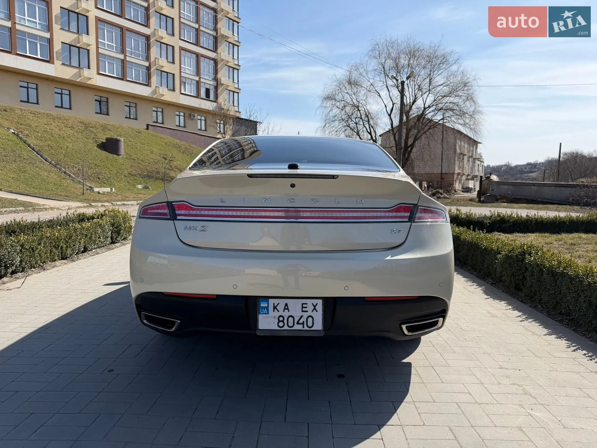 2016 Lincoln MKZ - мініатюра 8