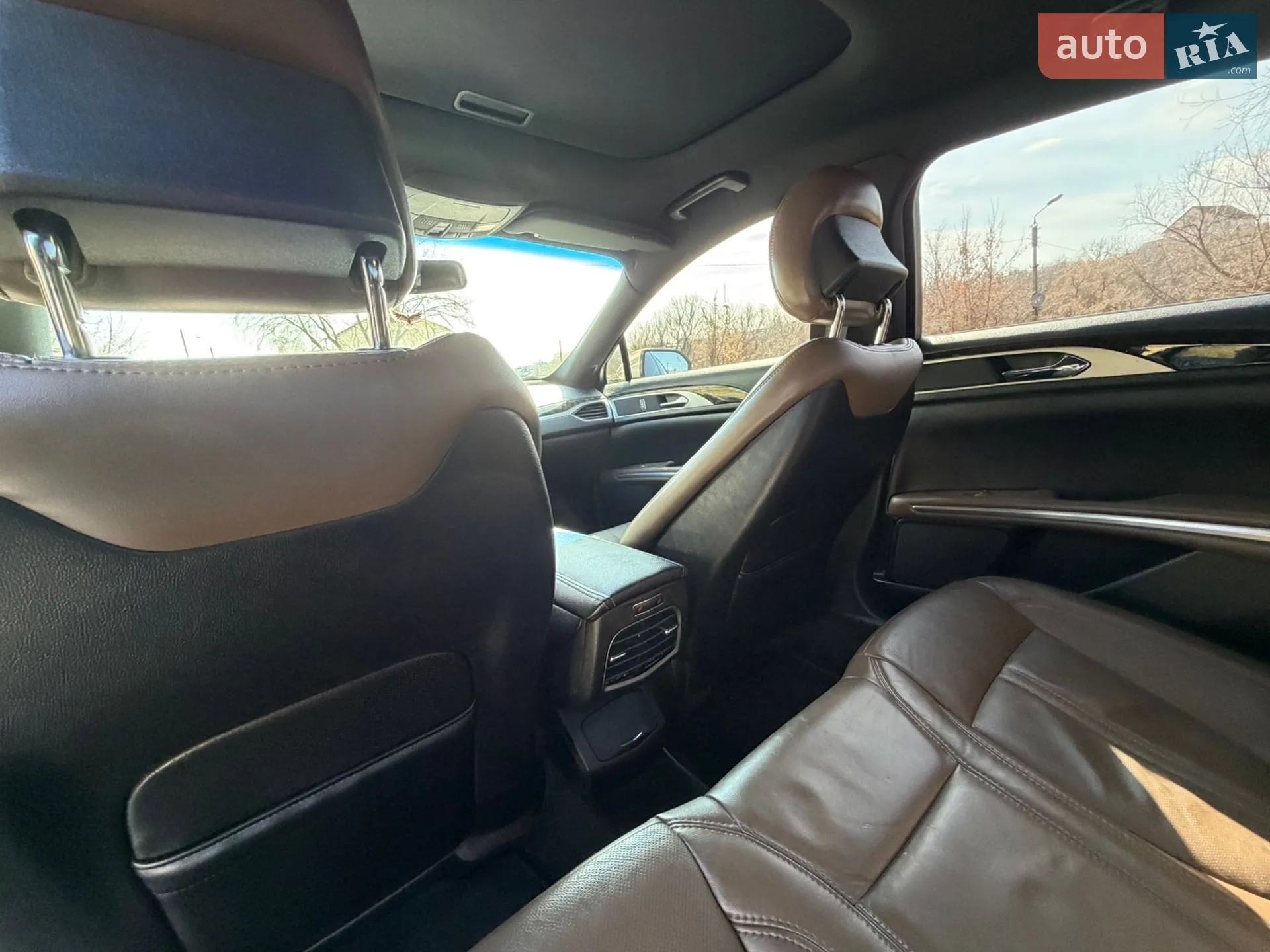 2016 Lincoln MKZ - мініатюра 32