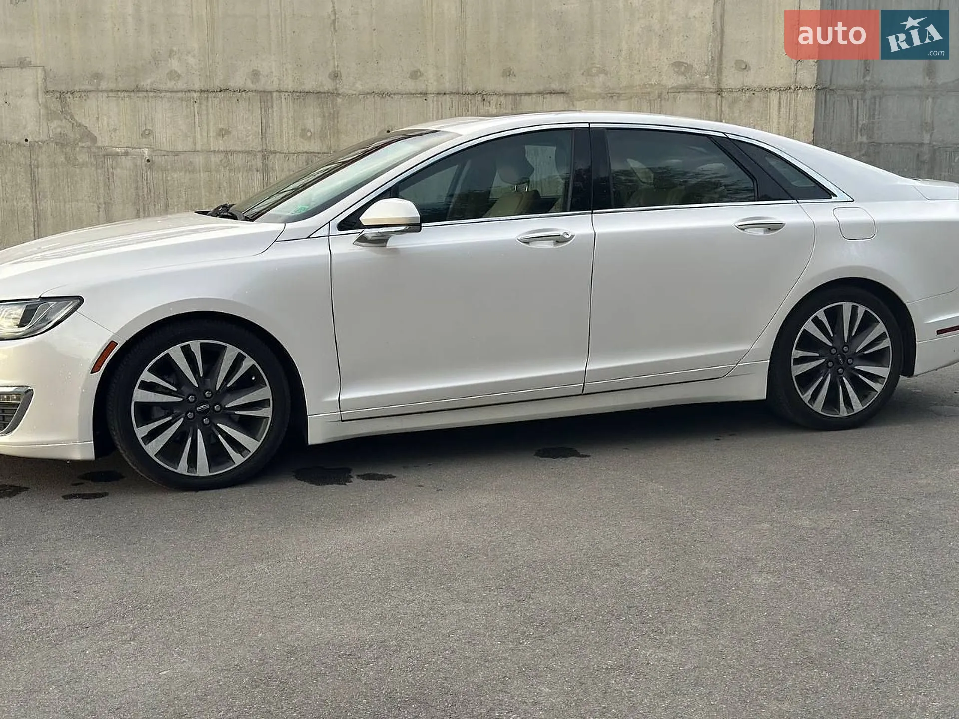 2017 Lincoln MKZ - мініатюра 5