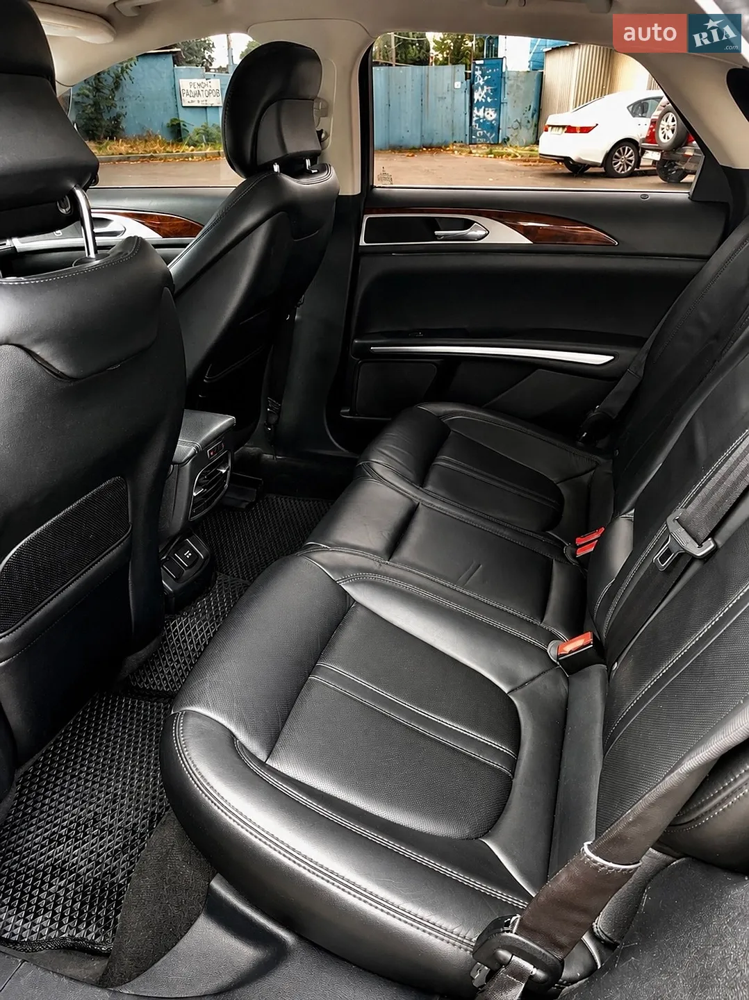 2015 Lincoln MKZ - мініатюра 14