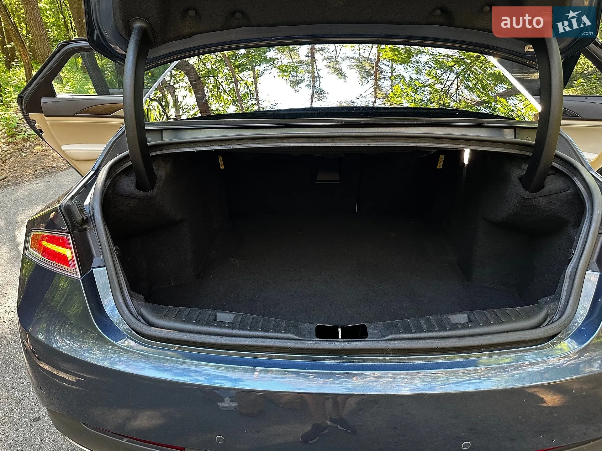 2019 Lincoln MKZ - мініатюра 6