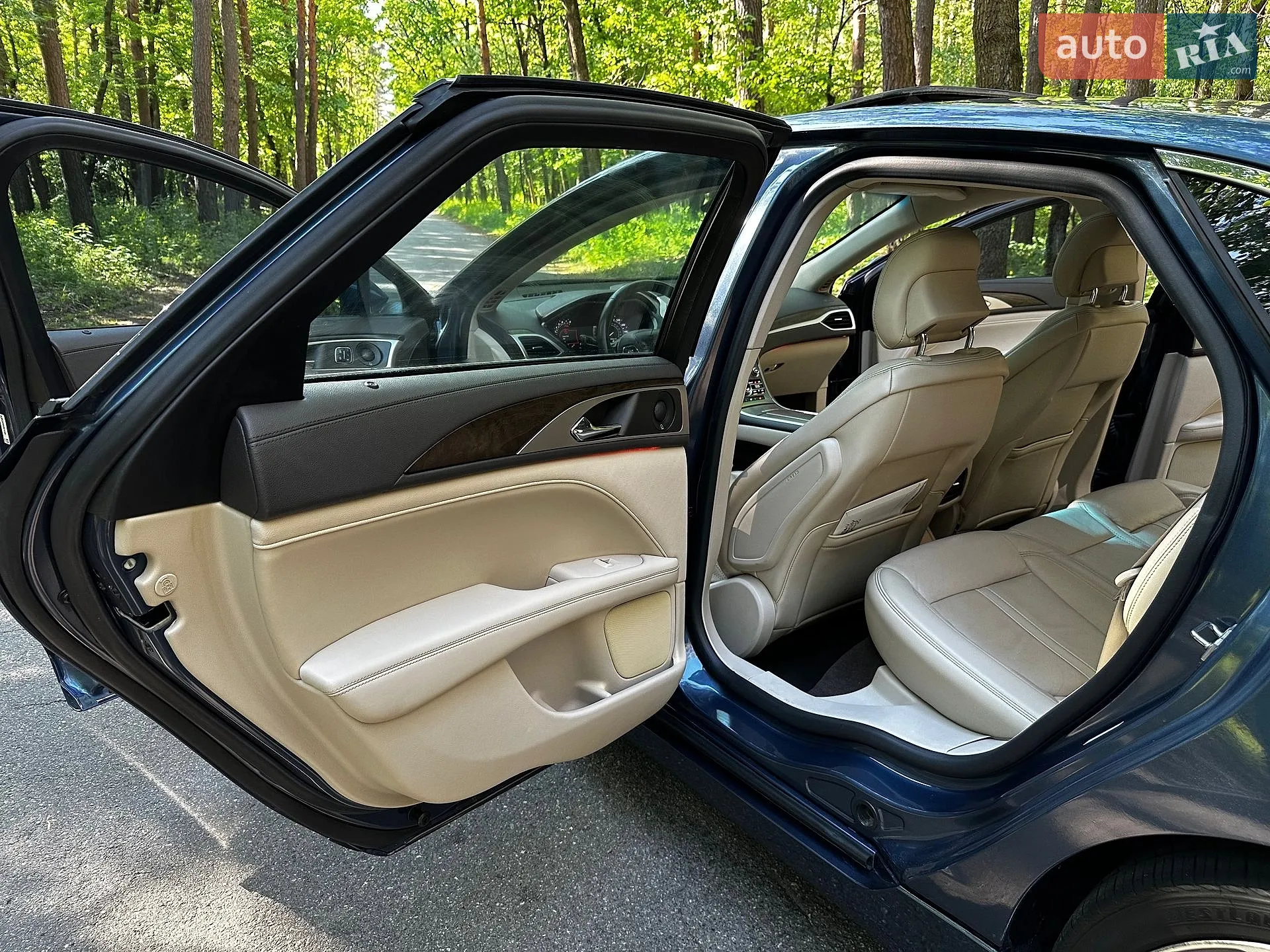 2019 Lincoln MKZ - мініатюра 15