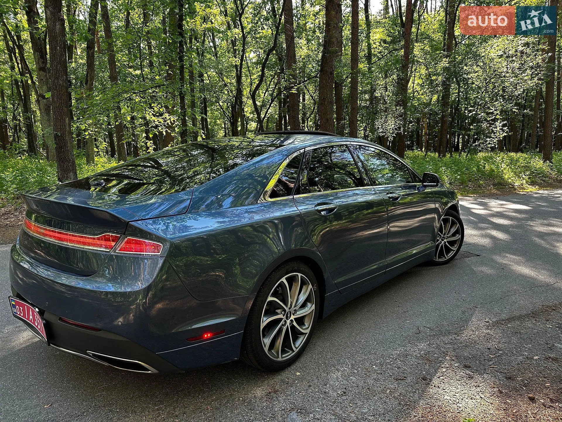 2019 Lincoln MKZ - мініатюра 7