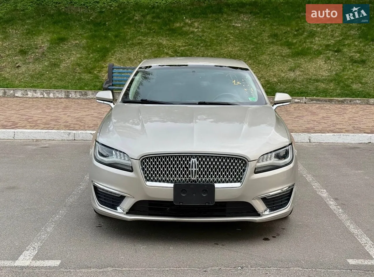 2016 Lincoln MKZ - мініатюра 16
