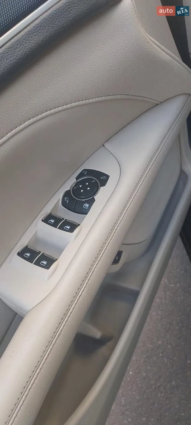 2017 Lincoln MKZ - мініатюра 8