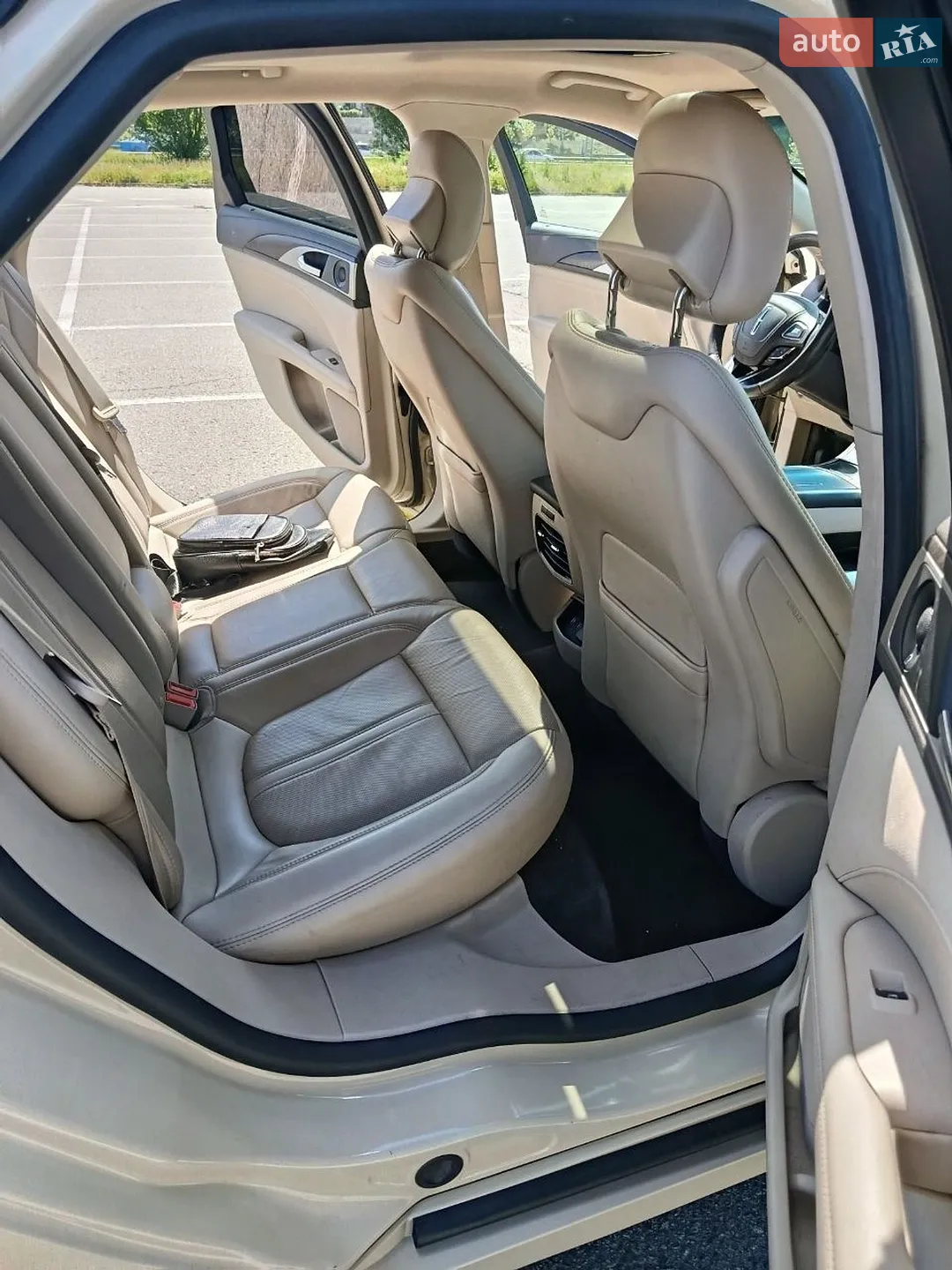 2018 Lincoln MKZ - мініатюра 12