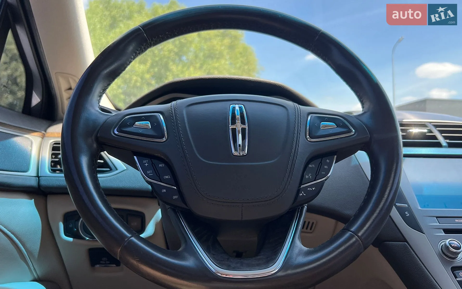 2016 Lincoln MKZ - мініатюра 10