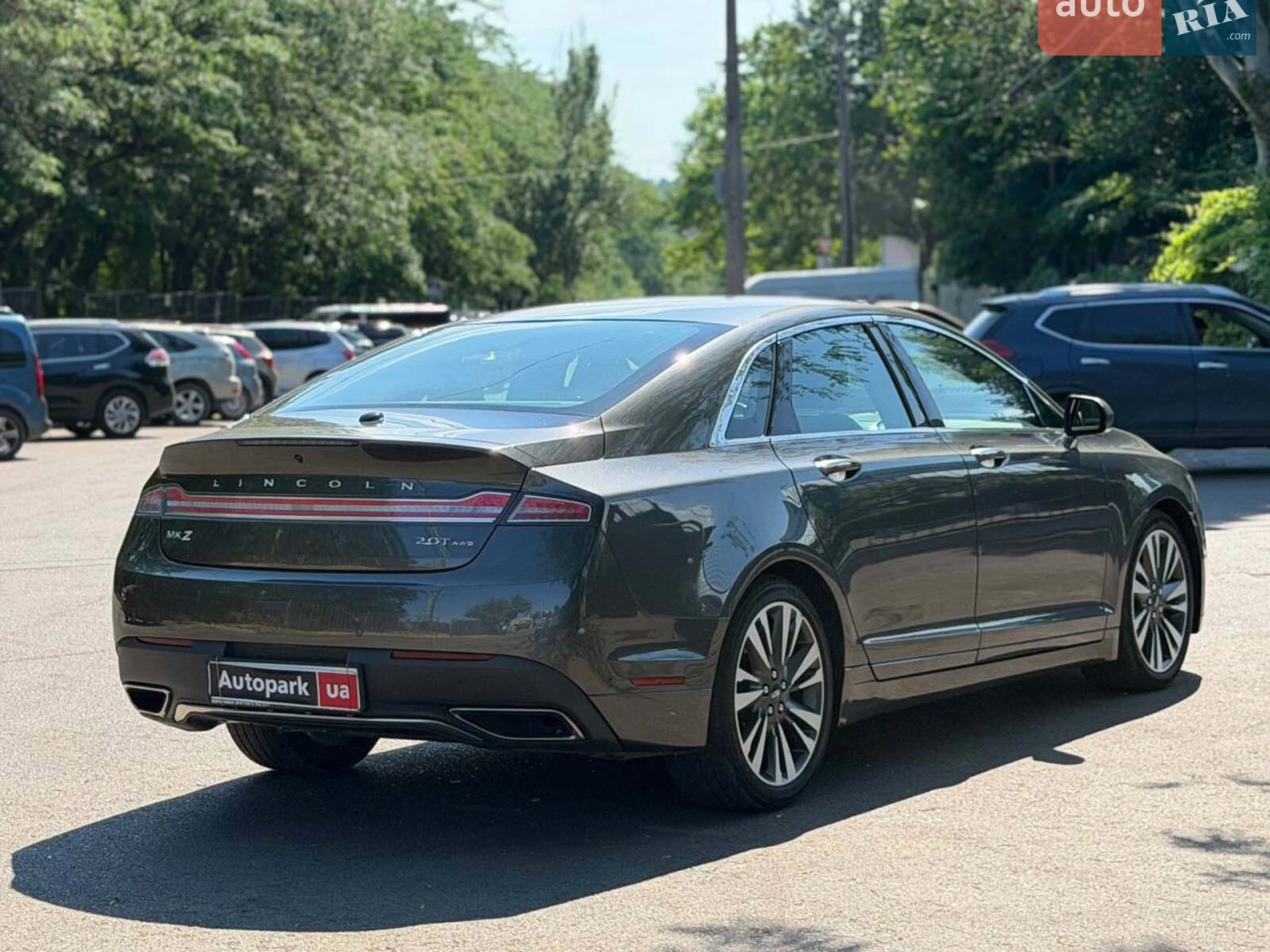 2020 Lincoln MKZ - мініатюра 11
