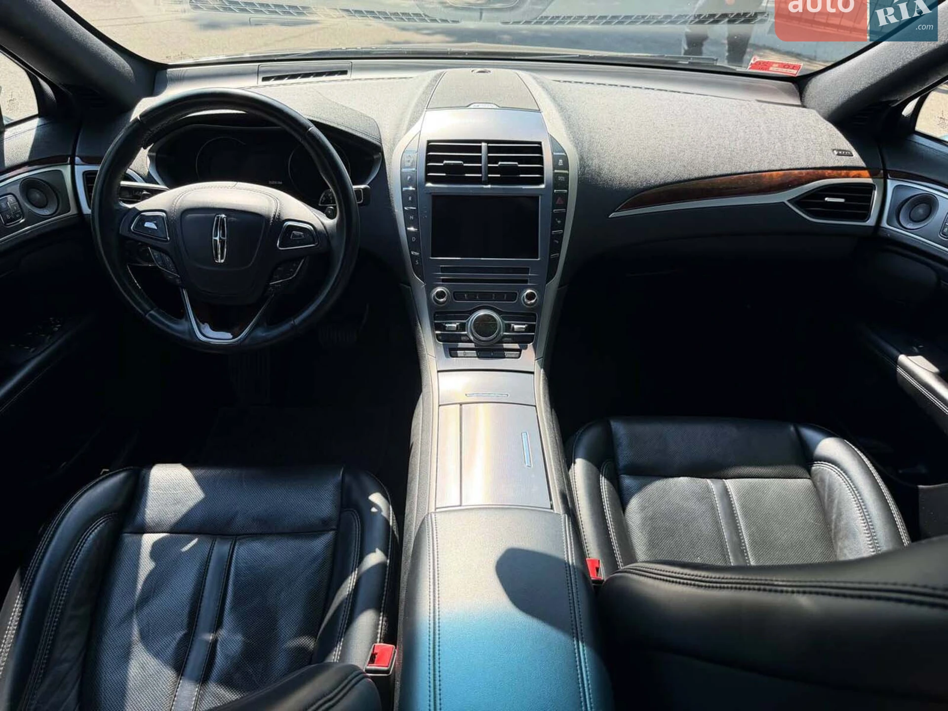 2020 Lincoln MKZ - мініатюра 24