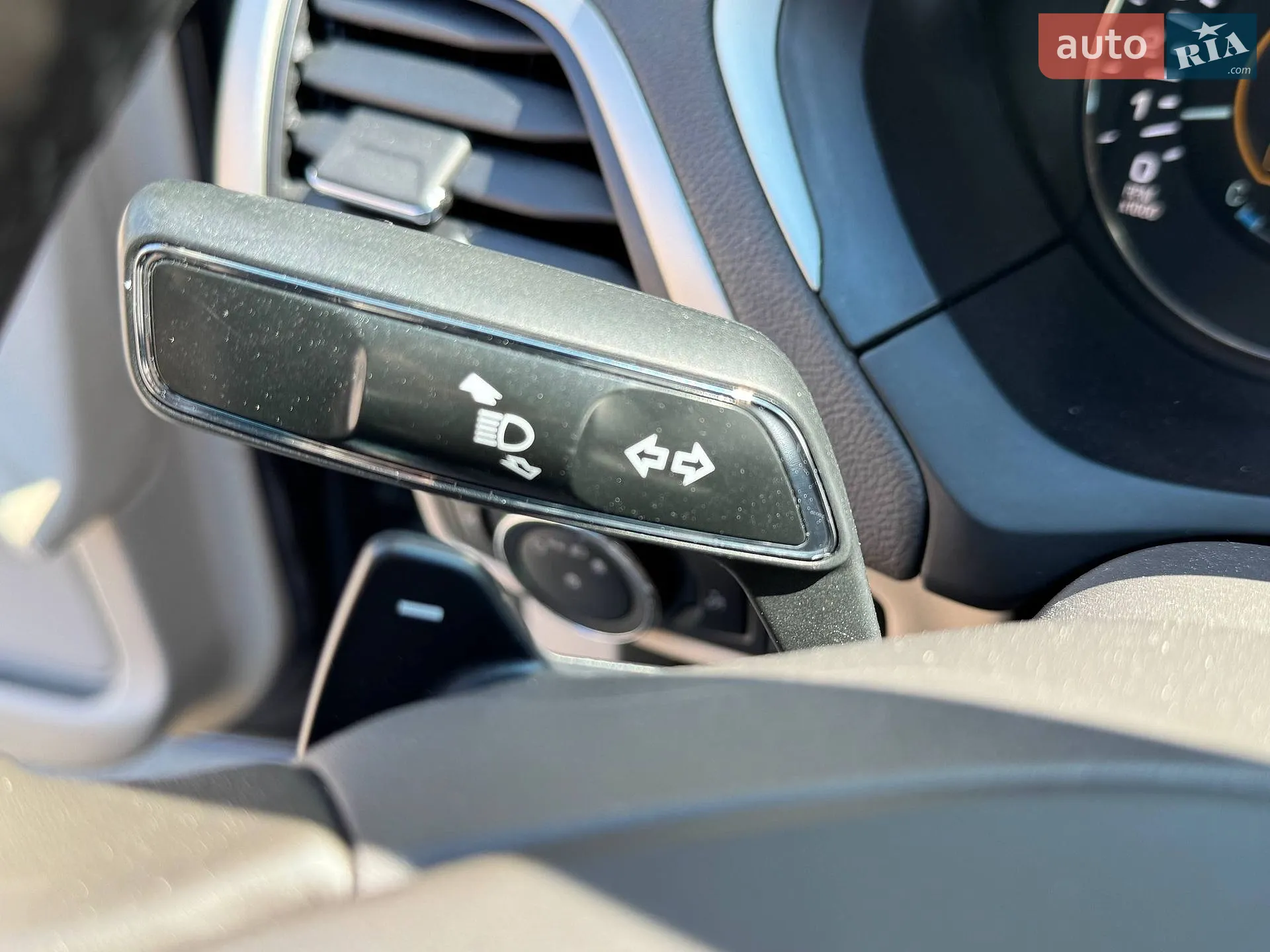 2016 Lincoln MKZ - мініатюра 27