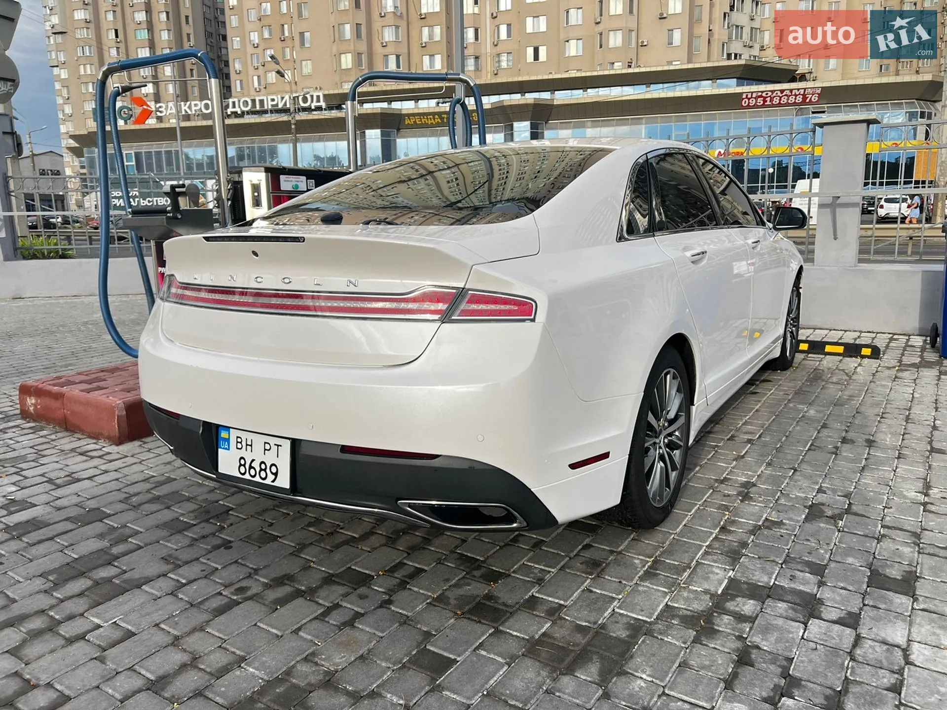 2016 Lincoln MKZ - мініатюра 5